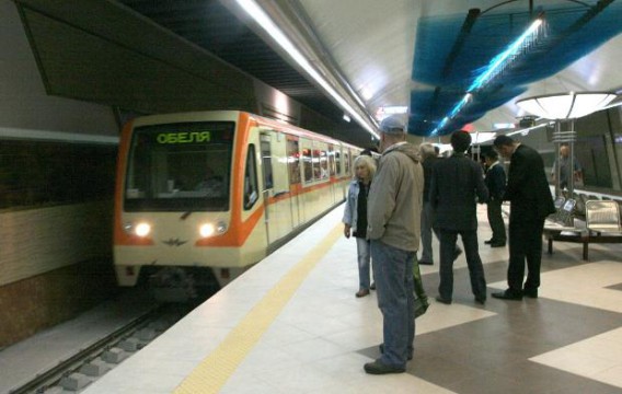 Пълно покритие на мобилните комуникации ще има в цялото метро