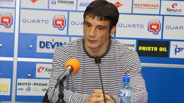 Над 200 изпратиха Дянков