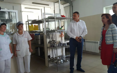 Министър Зорница Русинова: Още 650 деца ще бъдат изведени от институциите