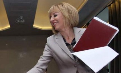 Мая Манолова: Не е трябвало да експулсират Бююк незабавно