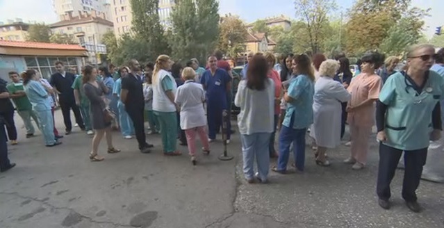 Лекари от „Пирогов”  на протест след поредния случай на насилие