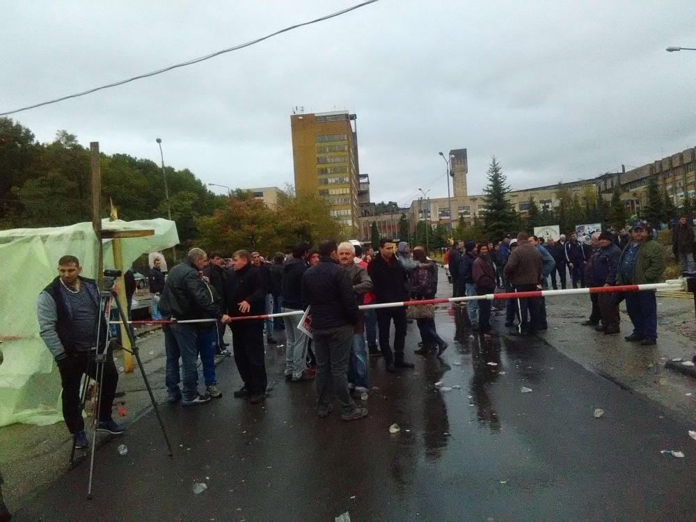 Заплатите в "Бабино" плащани, осигуровки и ваучери - бавени с месеци