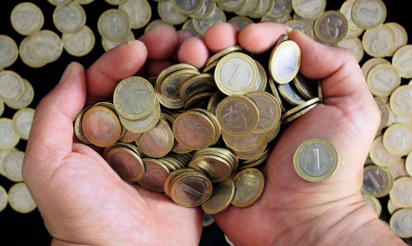От догодина ще внасяме повече пари за пенсионни осигуровки