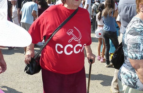 Еврокомунисти скочиха срещу закона за премахване на символите от соца у нас