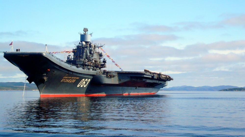 Кораби на НАТО са следили руския самолетоносач на път към Средиземно море