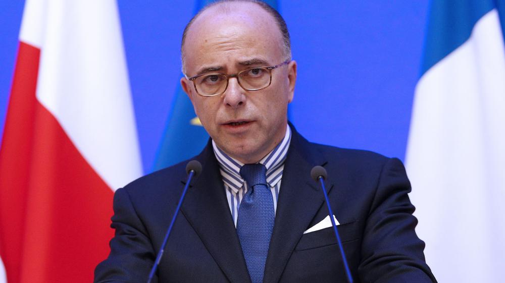 Бернар Казньов е назначен за премиер на Франция, след оставката на Валс