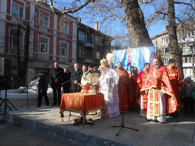Бесарабски българи дариха икона на Св.Лука