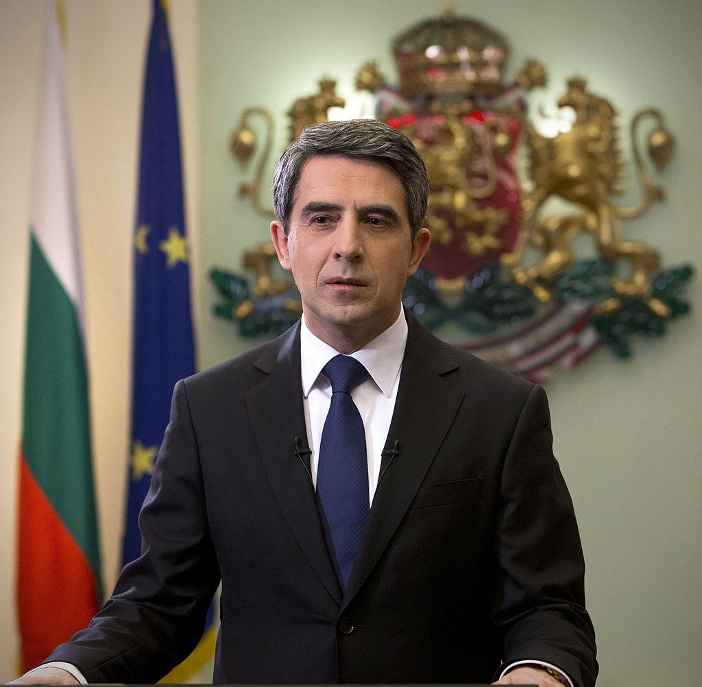 Президентът отлага с ден връчването на мандат на РБ в знак на съпричастност с трагедията на гражданите в Хитрино