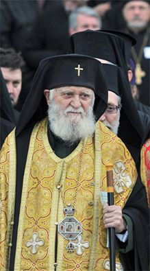 Почина Врачанският митрополит Калиник