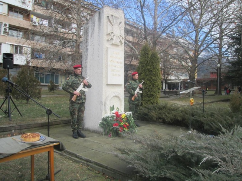 С панахида бе почетена паметта на българските военни, загинали в Кербала преди 13 години