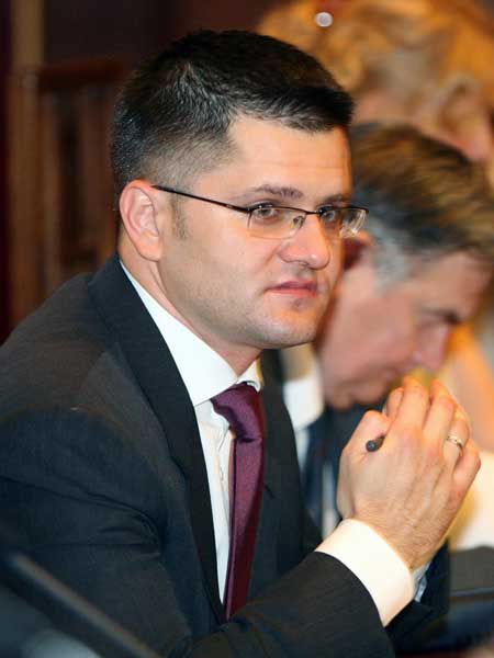 Бивш външен министър на Сърбия: „Въпрос на време“ е да бъде нанесено терористично нападение срещу нас