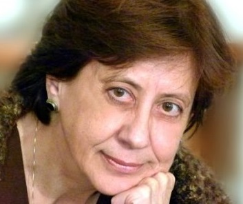 Бившият премиер Ренета Инджова пред „Труд“: Махнете портрета ми от Министерския съвет
