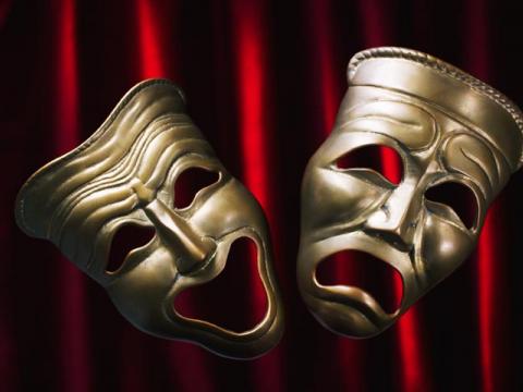Актьор изиграл близо 8000 представления номиниран за наградата "Велико Търново"