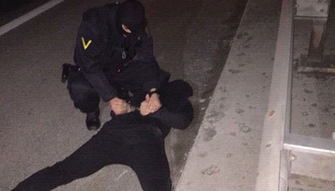 Заловиха двама с краден голф