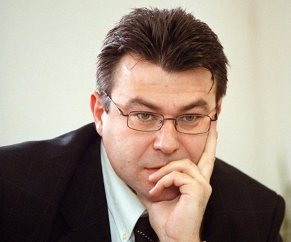 Топфинансистът Бисер Манолов пред „Труд“: Иска ми се Европа да се движи на една скорост, но…