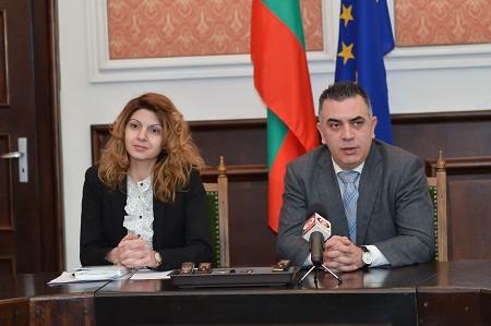Общината в Сливен иска да прекрати договори за 11 млн.лева