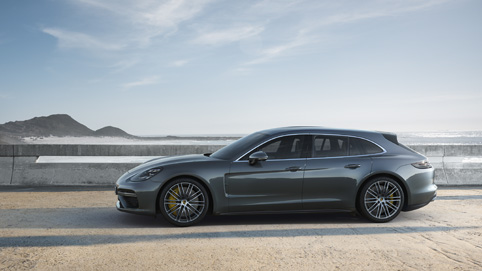 Първото комби на Porsche е с 4х4