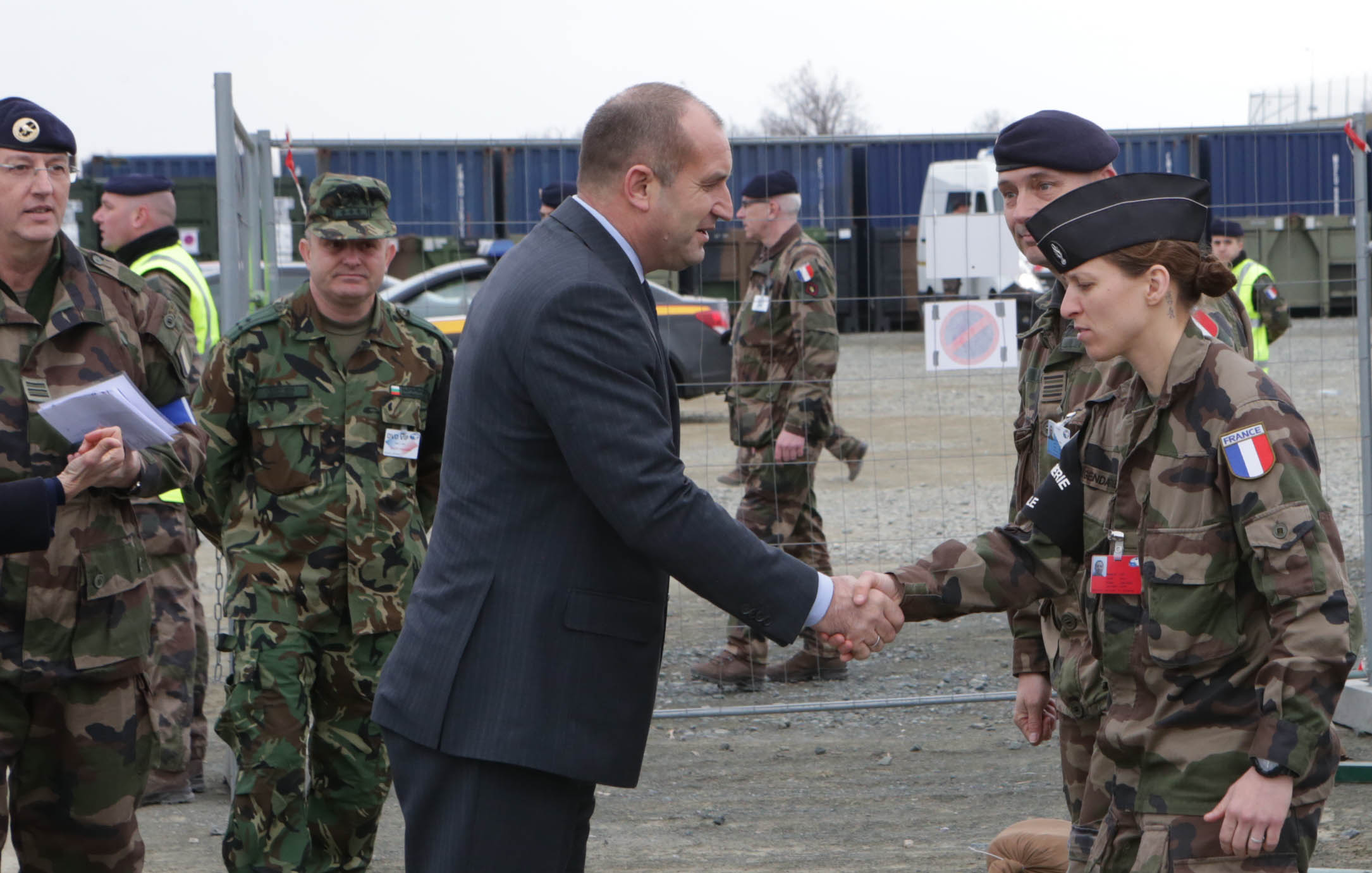 Президентът Радев на натовското учение в "Ново село": Благодаря за готовността ви да отговорите на всяка нова потенциална заплаха срещу мира