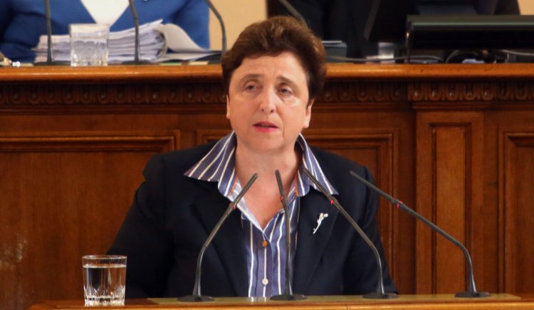 Дора Янкова: Време е нетърпимите условия на живот на народа ни  да се променят