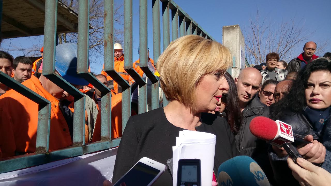 Омбудсманът Мая Манолова: 460 лева заплата за работа под земята е експлоатация