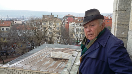 88-годишен майстор пази точното  време във Варна