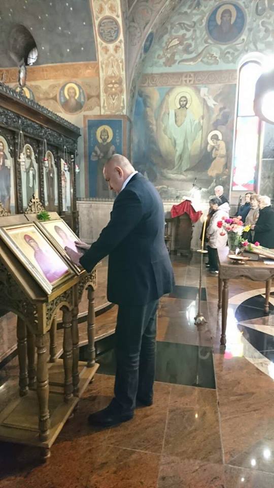 Борисов: Помолих се за стабилна и мирна България