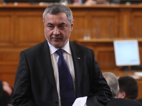 Валери Симеонов: С ГЕРБ имаме разминавания, които могат да станат непреодолими, с БСП единомислието е по всички основни пунктове