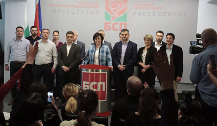 Нинова свиква  вътрешен референдум