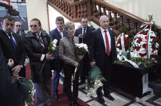 Папата на щангите събра за последно своите момчета