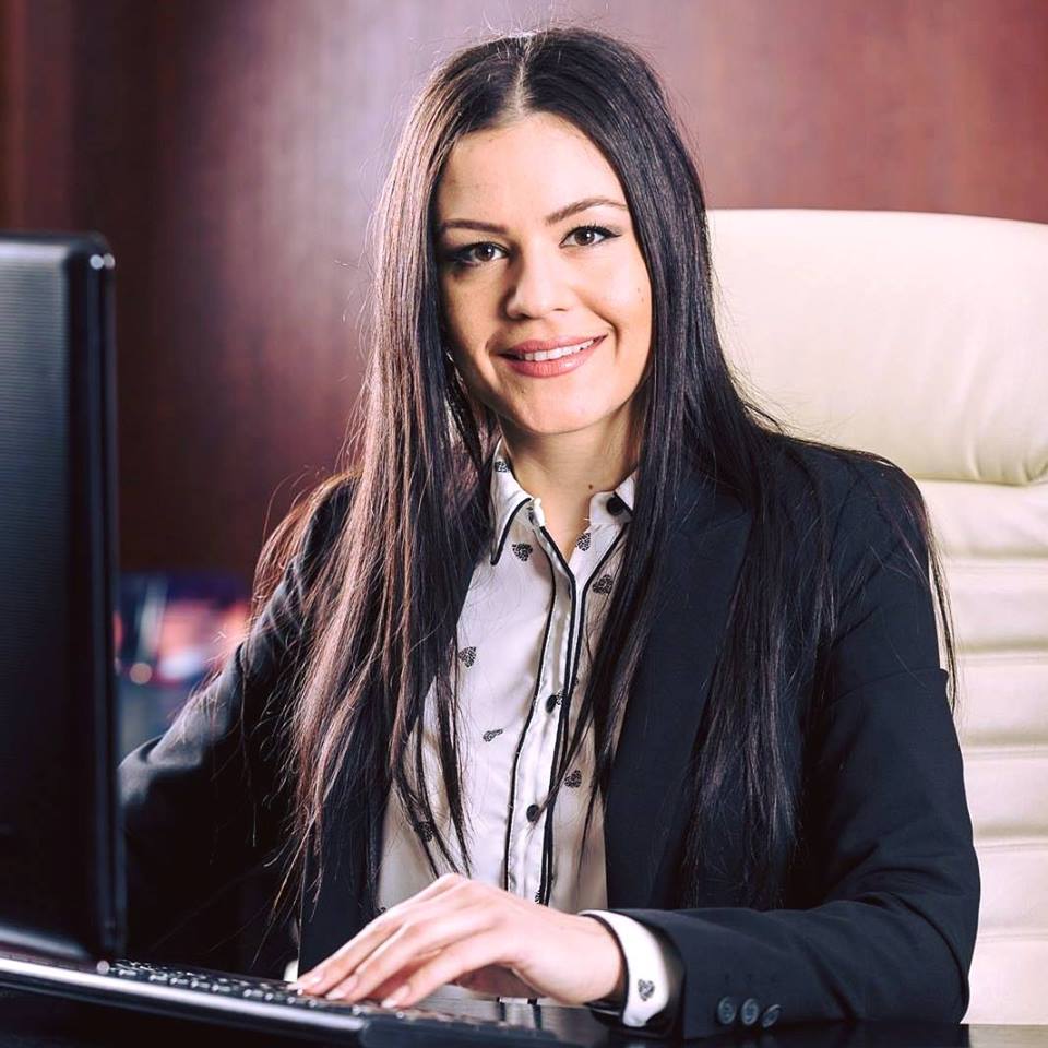 Елена Аксиева от "Воля" смени парламента с пелени и памперси