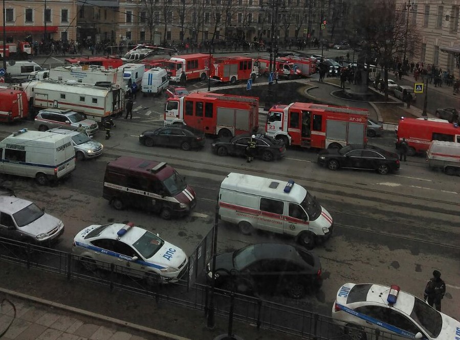 Вижте какво разказаха българи от Санкт Петербург за атентата в метрото