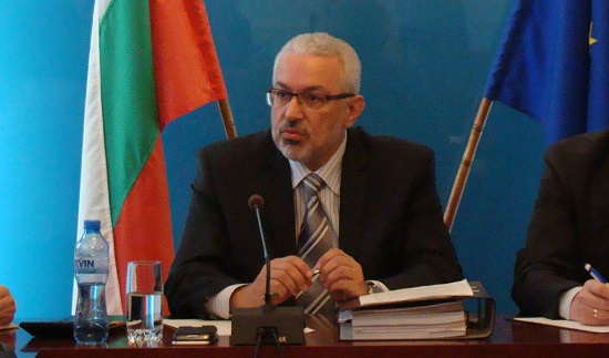 Министър Семерджиев: Водата в Хасково не крие  риск за здравето за  хората