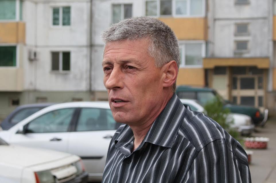 Жандармерист в почивка спаси баба от измама, задържа муле (СНИМКИ)