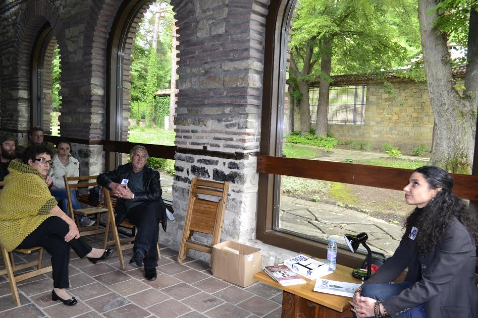 В нощта на литературата търновци слушаха откъси от полски, ирландски и белгийски романи