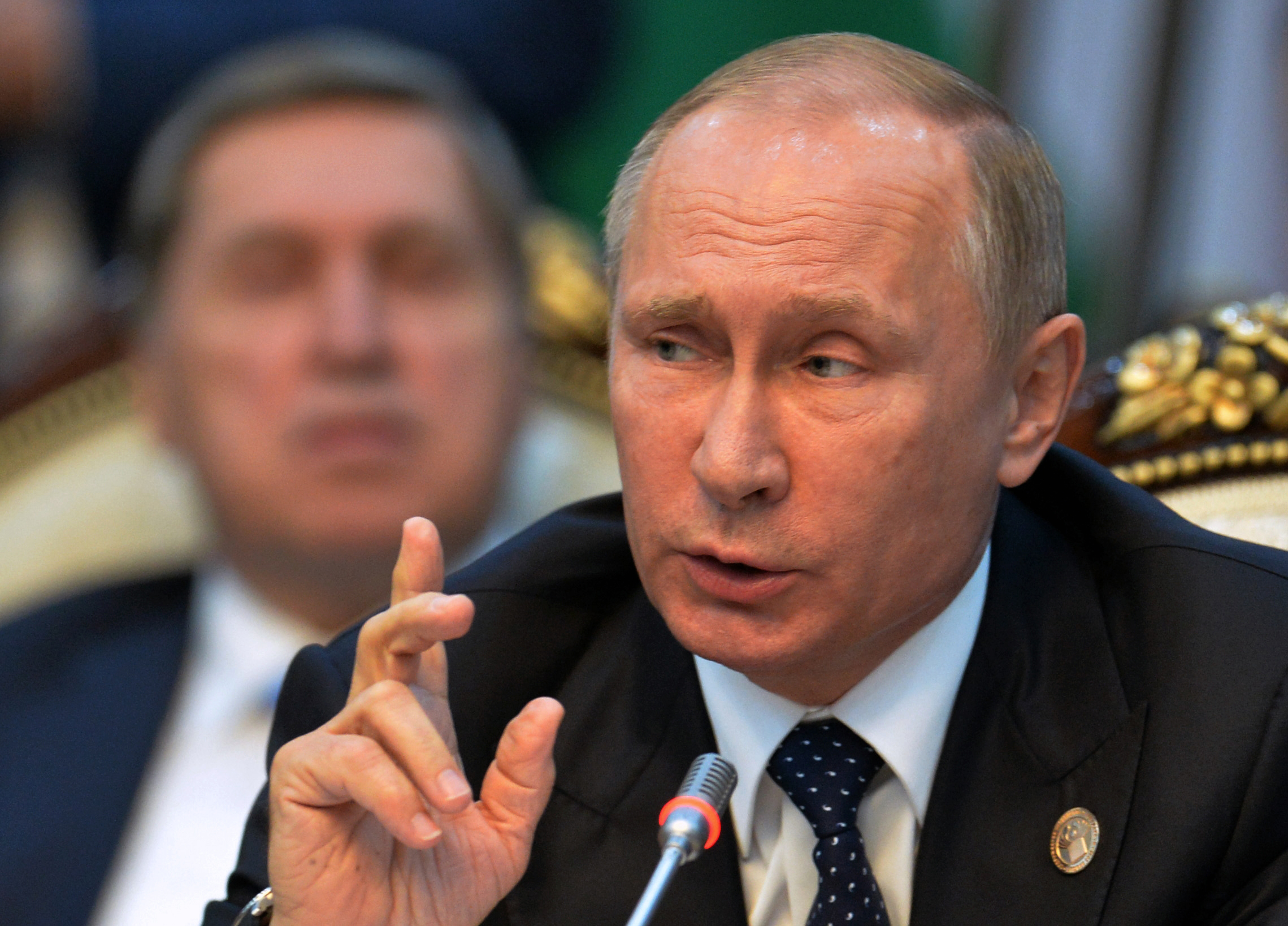 НАТО си търси външен враг, за да оправдае своето съществуване, заяви Путин
