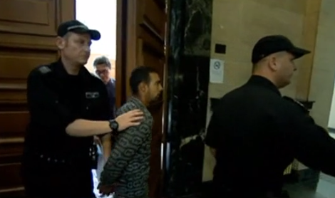 Оставиха за постоянно в ареста мъжа, откраднал количка на дете с увреждания