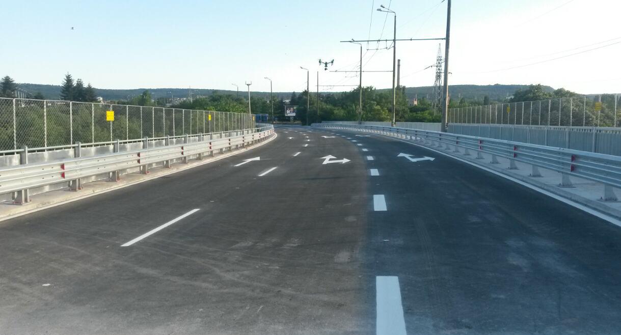 Възстановено е движението по Аспаруховия мост във Варна