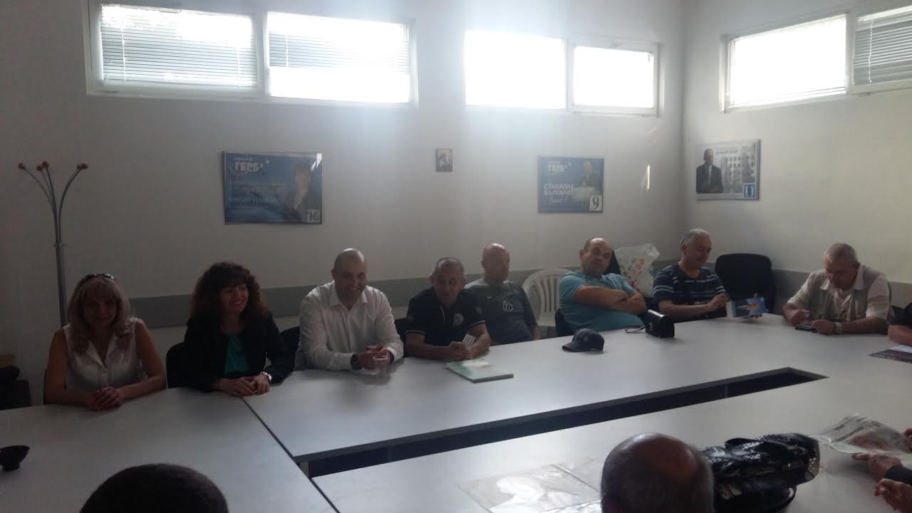 Членовете на ГЕРБ - "Младост": Притесняваме се работата на общината да не бъде блокирана от сблъсъка на интереси