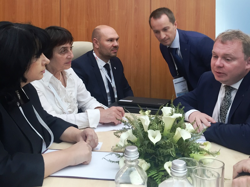 Теменужка Петкова и шефът на "Росатом" обсъдиха реализацията на реакторите за "Белене"