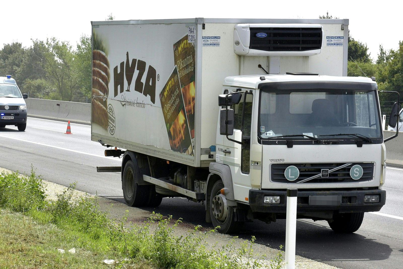Унгарската прокуратура иска доживотен затвор за българи, подсъдими за убийството на 71 мигранти