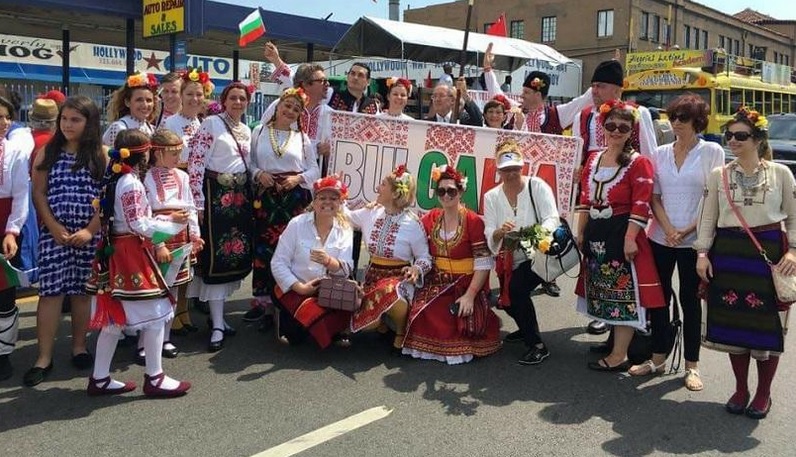 Български танцови състави участваха на фестивал в Холивуд