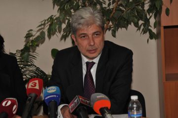 Нено Димов: България ще може да се възползва от дерогации по нова европейска директива за екоизисквания към централите