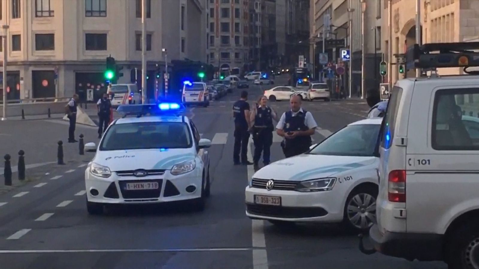 Полицията в Брюксел задържа четирима души при антитерористична операция