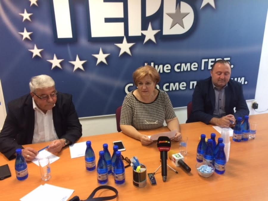 Менда Стоянова: Държавата няма да тегли нови заеми през следващите 3 години