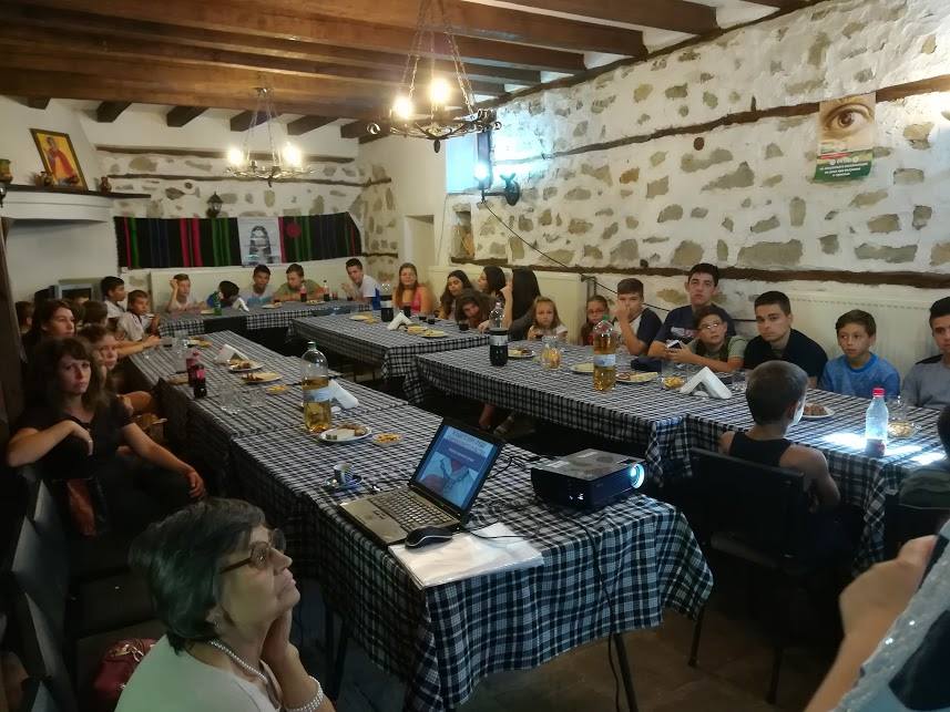 Младежи обсъждаха трафика на хора