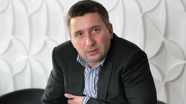Паралелната реалност на олигархията