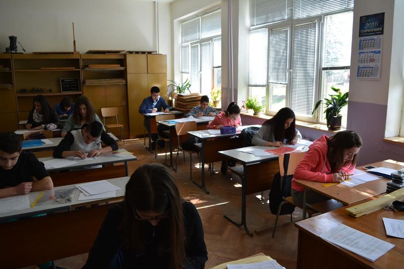 342 са свободните места в профилираните паралелки в Търновско след ІІІ класиране