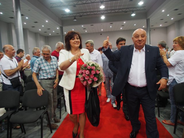 Георги Гергов в открито писмо: Корнелия Нинова не е приятел на истината