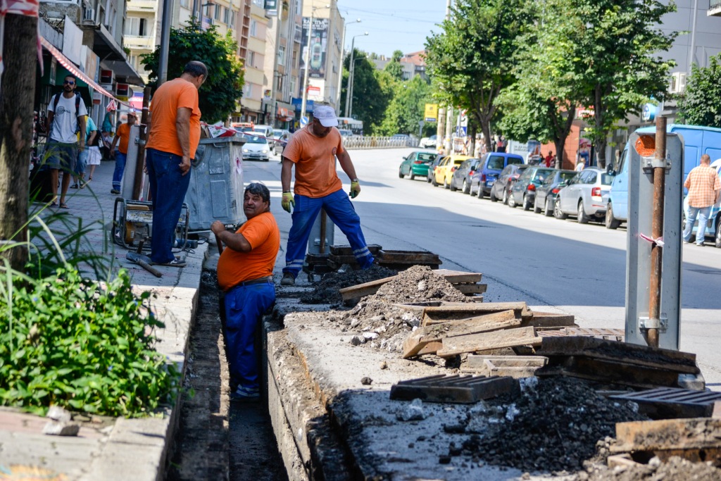 Цялостното преасфалтиране на ул. „Васил Левски“ във Велико Търново стартира в края на юли