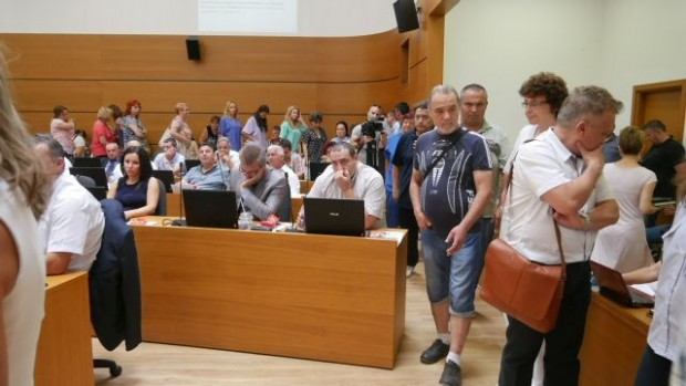 Отложиха с 45 дни вливането на Първа във Втора градска болница – Пловдив